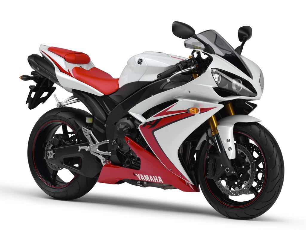 Yamaha YZF-R1 2007, la quinta generación desembarca