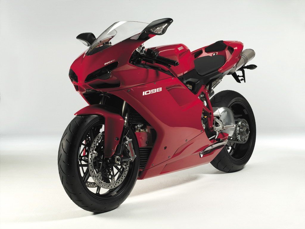 Primer video de la Ducati 1098 2006