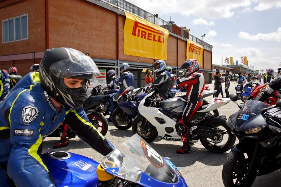 El circuito del Jarama se llenó de «Diablos»