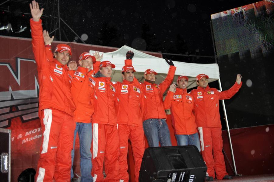 Imágenes de la Ducati Desmosedici GP8 y la fiesta final del Wrooom 2008