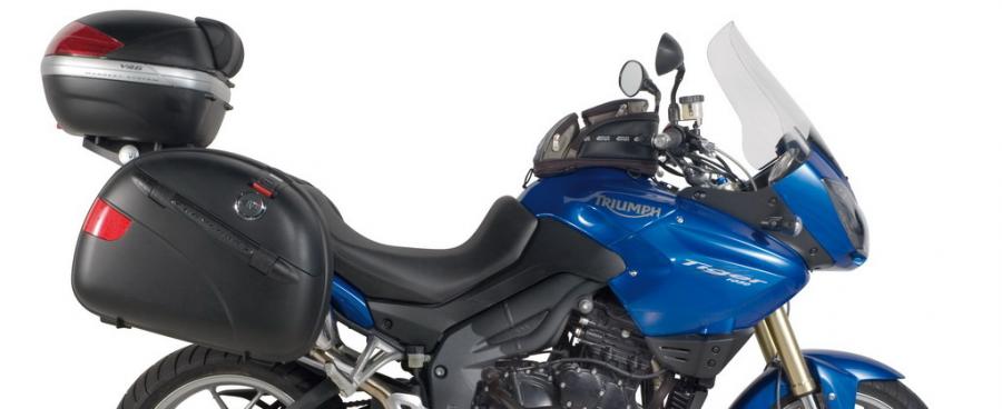 Equipa tu Triumph Tiger 1050 con los accesorios de Givi