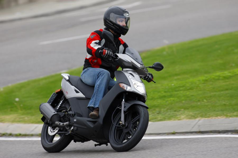 ▷▷ Probamos el mejor jarabe para la crisis: la Kymco Agility City 125