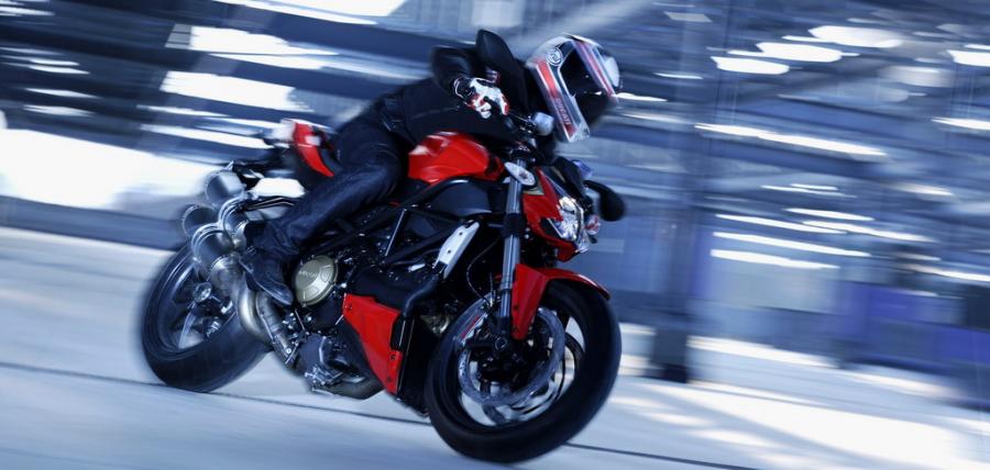 Galería de imágenes y video de la Ducati Streetfighter 2009