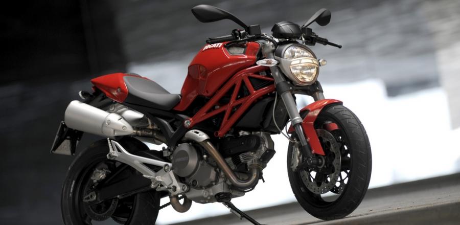 Ducati te regala el seguro con la compra de tu Monster 696 2009