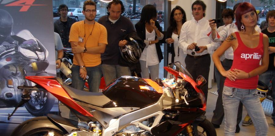 Presentada en Barcelona la Aprilia RSV4 2009 en exclusiva para toda España