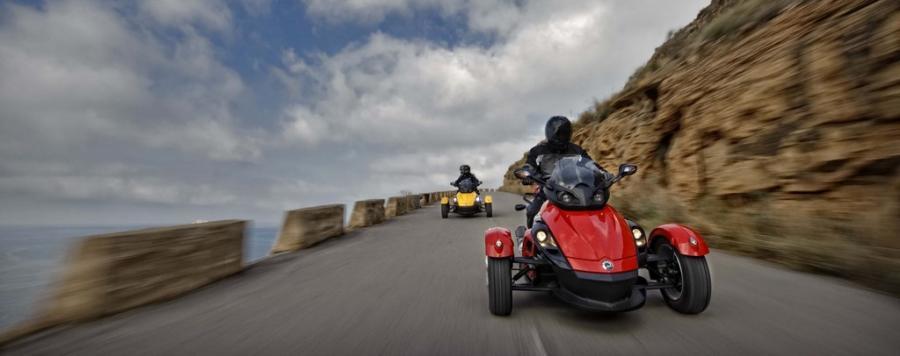 Ahora tienes 1.500 razones para disfrutar de un Can-Am Spyder 2009