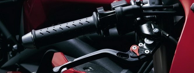 Triumph presenta nuevos accesorios para las Urban Sports