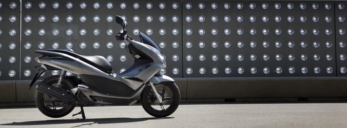 Engánchate al Stop&Go del Honda PCX