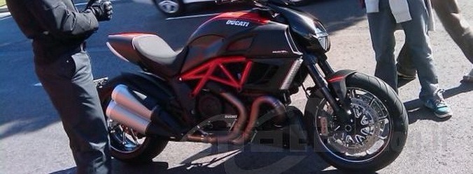 La Ducati Diavel 2011 pillada en Madrid