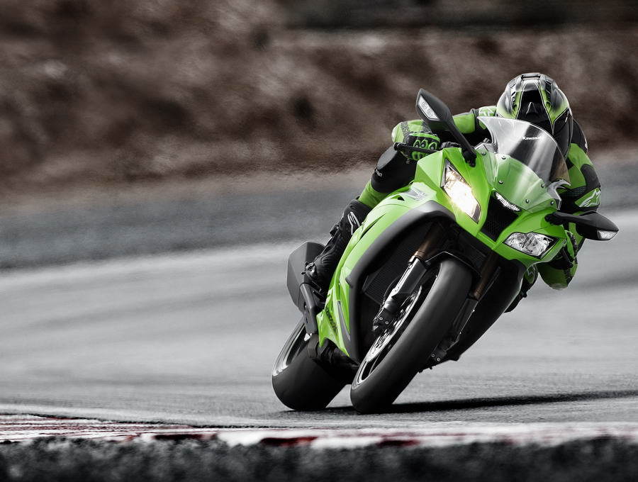 Kawasaki ZX-10R 2011. El video oficial