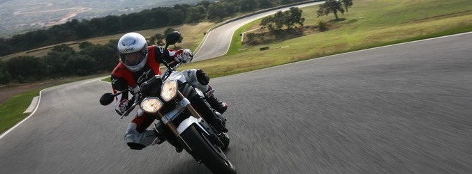 Triumph Speed Triple 1050 ’11, reinventando el icono