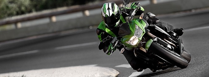 Disponibles en la red comercial las nuevas Kawasaki Z750R y VN1700 Voyager Custom