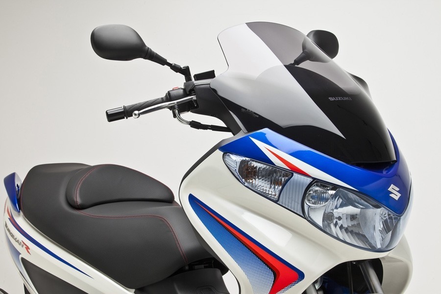 Suzuki Burgman 125 y 200 2014: Movilidad premium