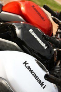 kawasaki-amplia-promocion-gama-er-6-12961501603.jpg