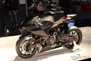 vyrus-986-moto2-presentada-motor-bike-expo-verona-12958875474.jpg