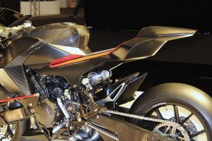 vyrus-986-moto2-presentada-motor-bike-expo-verona-12958875485.jpg