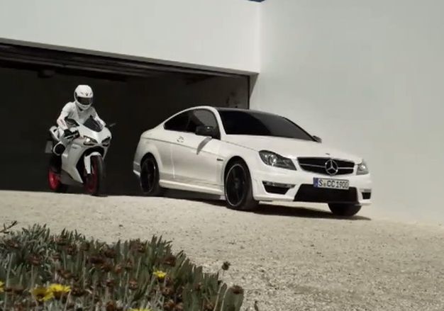 AMG vs. Ducati 848 EVO. ¿Con cuál te quedarías?