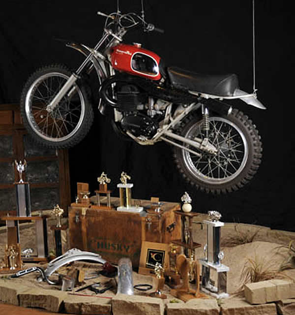 Subasta de trofeos y una Husqvarna 400 de Steve McQueen
