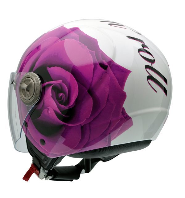 Rose n’ Roll, el nuevo gráfico de 3D Helmets para la mujer más sensual