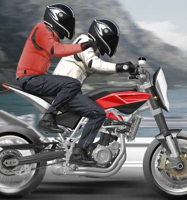 Más imágenes de la Husqvarna 900