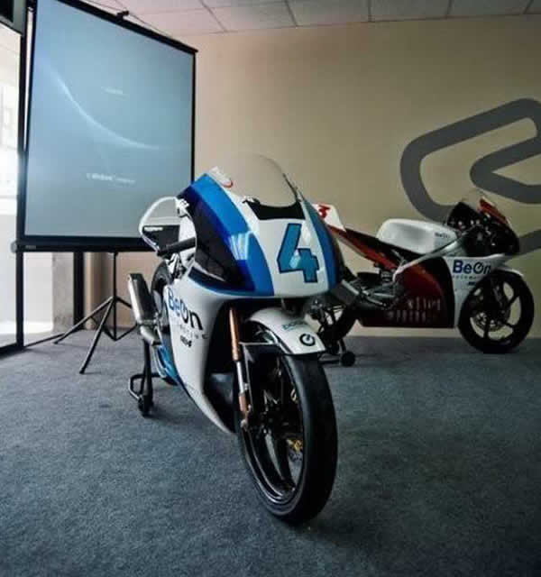 BeOn Automotive presenta sus Moto3 y Moto4