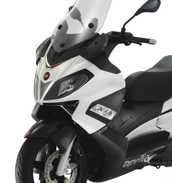 Nueva tarifa de precios de Aprilia · Julio 2011