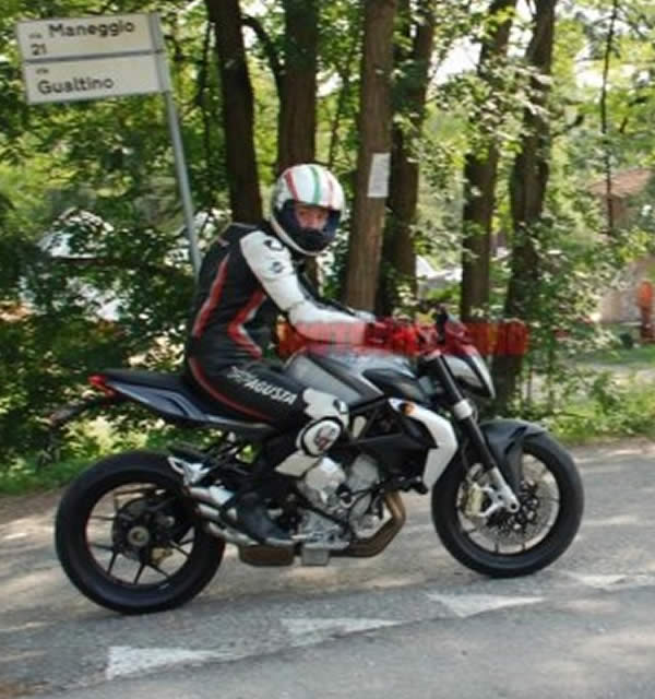 MV Agusta Brutale 675