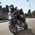 La Honda NC700S con transmisión de doble embrague ya está disponible