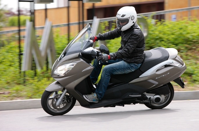 Peugeot Satelis 2012, un billete en primera clase