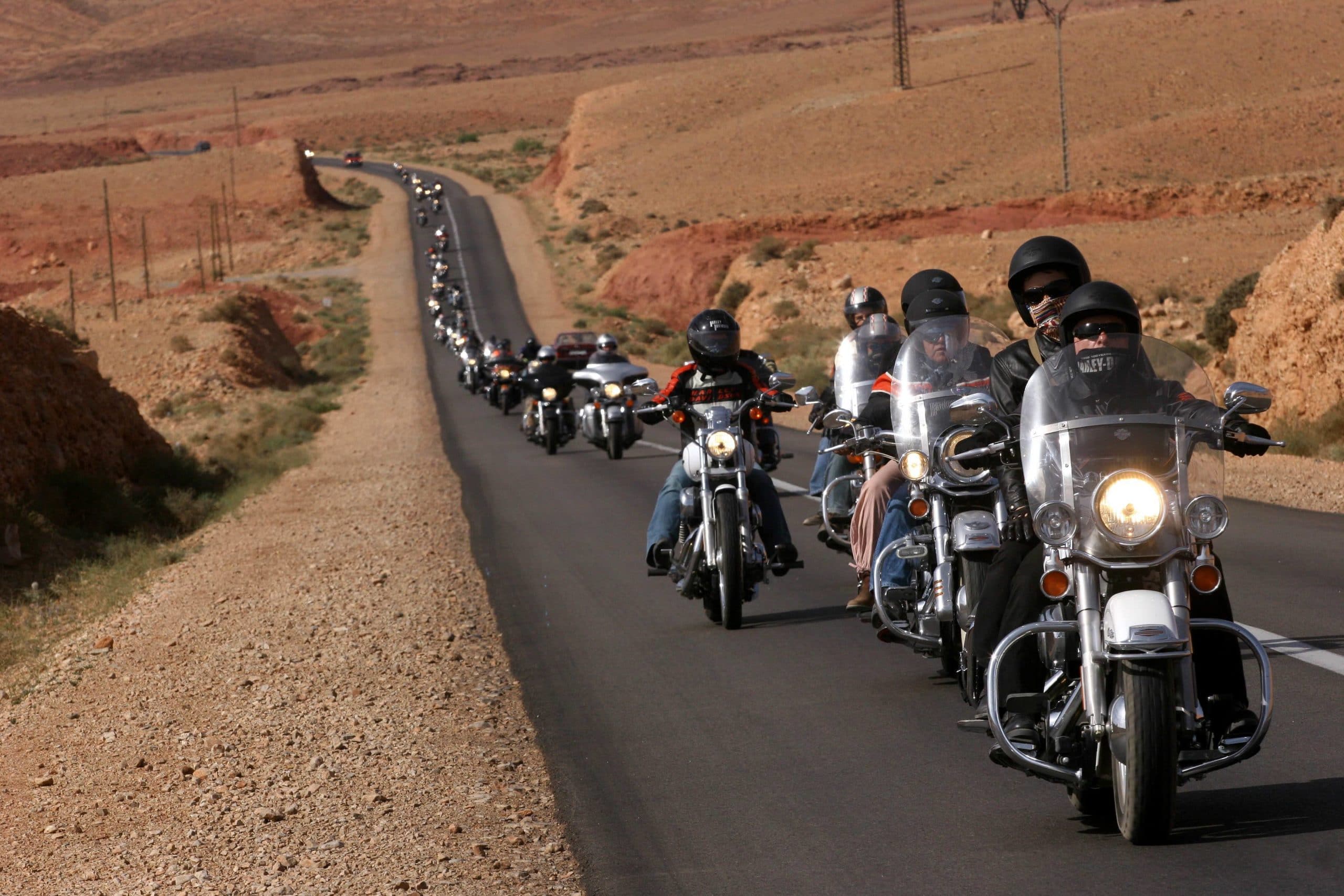 Mega ruta Harley-Davidson por el respeto al motorista