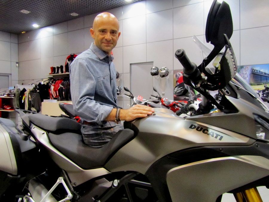 Antonio Lobato estrena Ducati Multistrada 1200S Touring