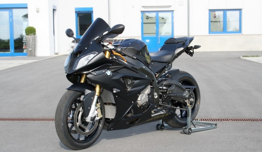 Actualiza tu BMW S1000RR con el kit Hornig 2012