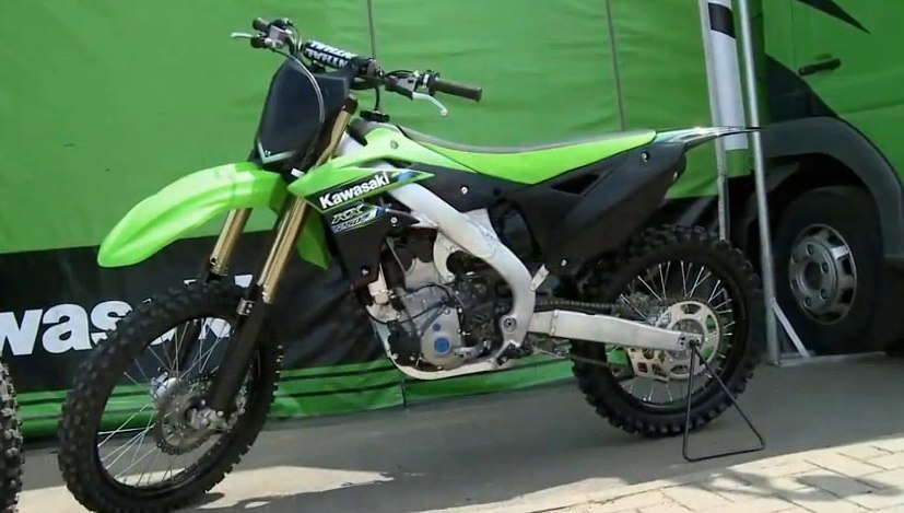 Presentación europea de las nuevas Kawa KX250F y KX450F
