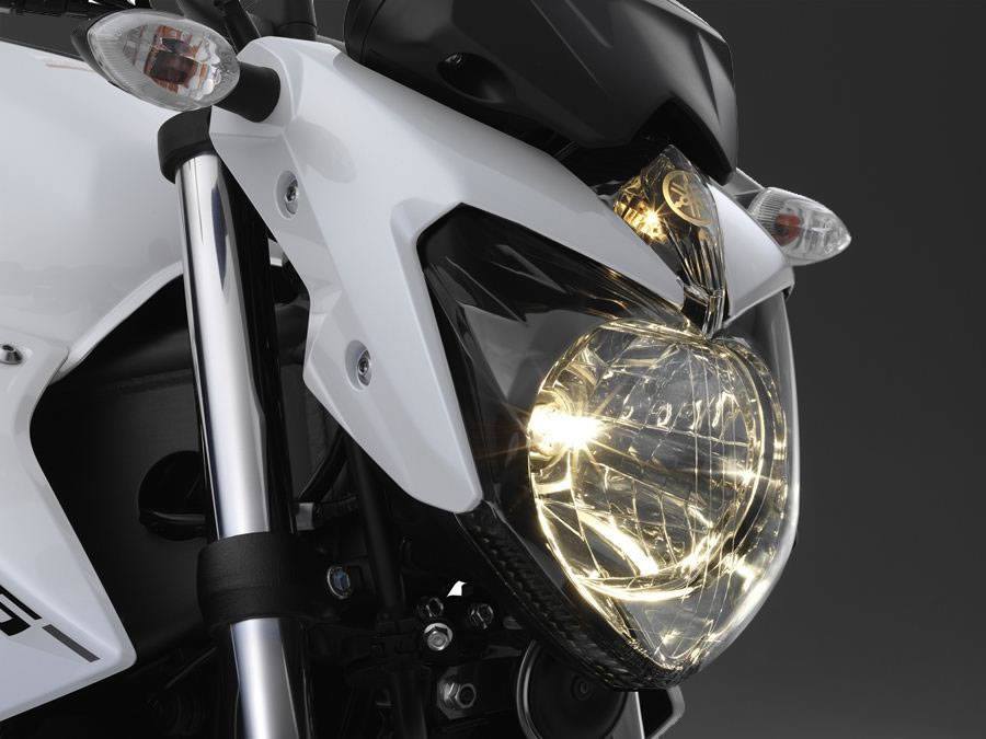 Yamaha presenta la nueva gama Diversion XJ6 2013