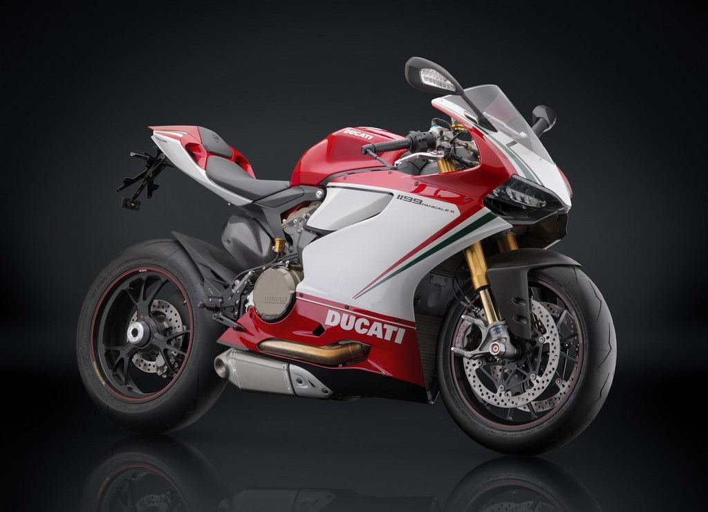 Refuerza el estilo deportivo de la Ducati Panigale 1199 con Rizoma