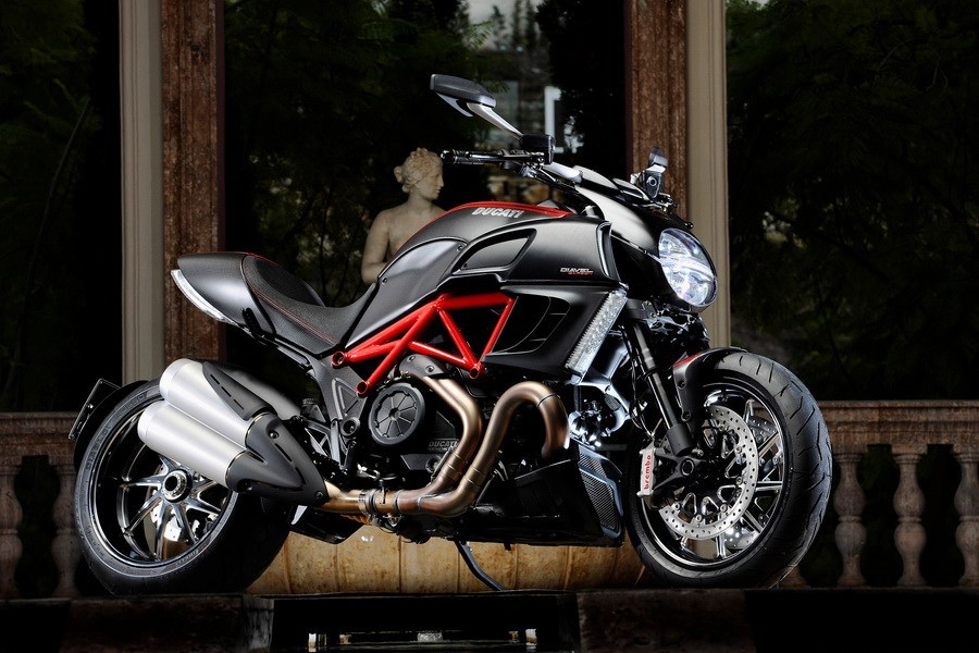 Galería de imágenes Ducati Diavel 2013
