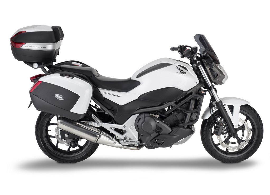 Completa tu Honda NC700S con los accesorios de Givi