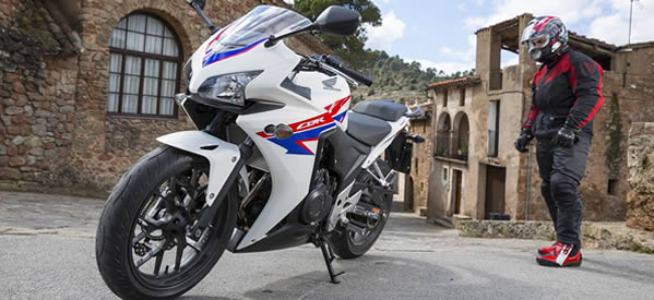 Probamos la Honda CBR500R y CB500 F, deportividad para rookies