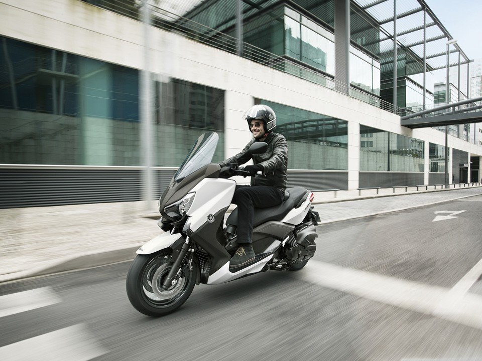 Yamaha apuesta fuerte por su X-MAX 400