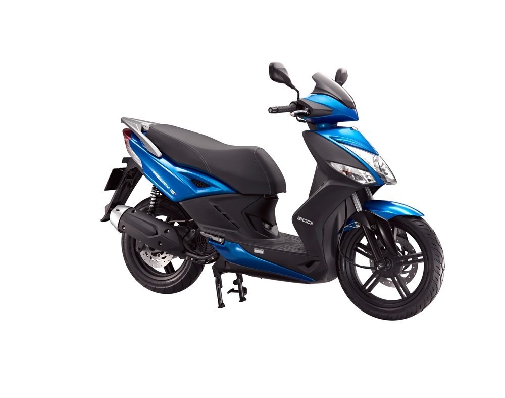 Kymco enseña el Xciting 400i en el Salón de Milán