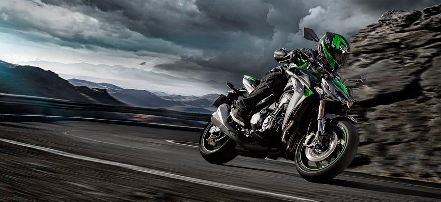 Kawasaki-Z1000-2014