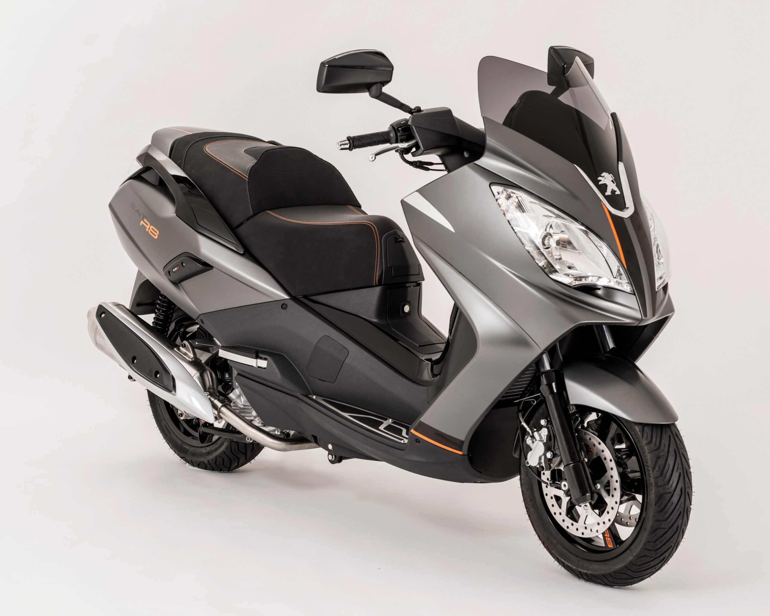 El nuevo Peugeot Satelis 400i maxi scooter ya está en los concesionarios