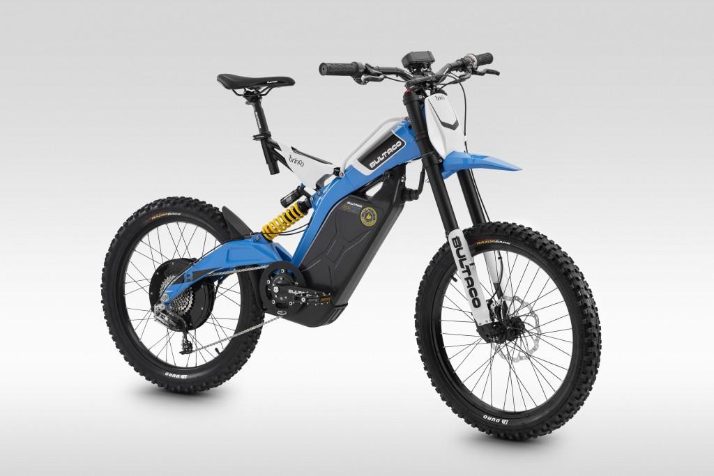 008_Brinco_2015_BL_3_4_delante_dx