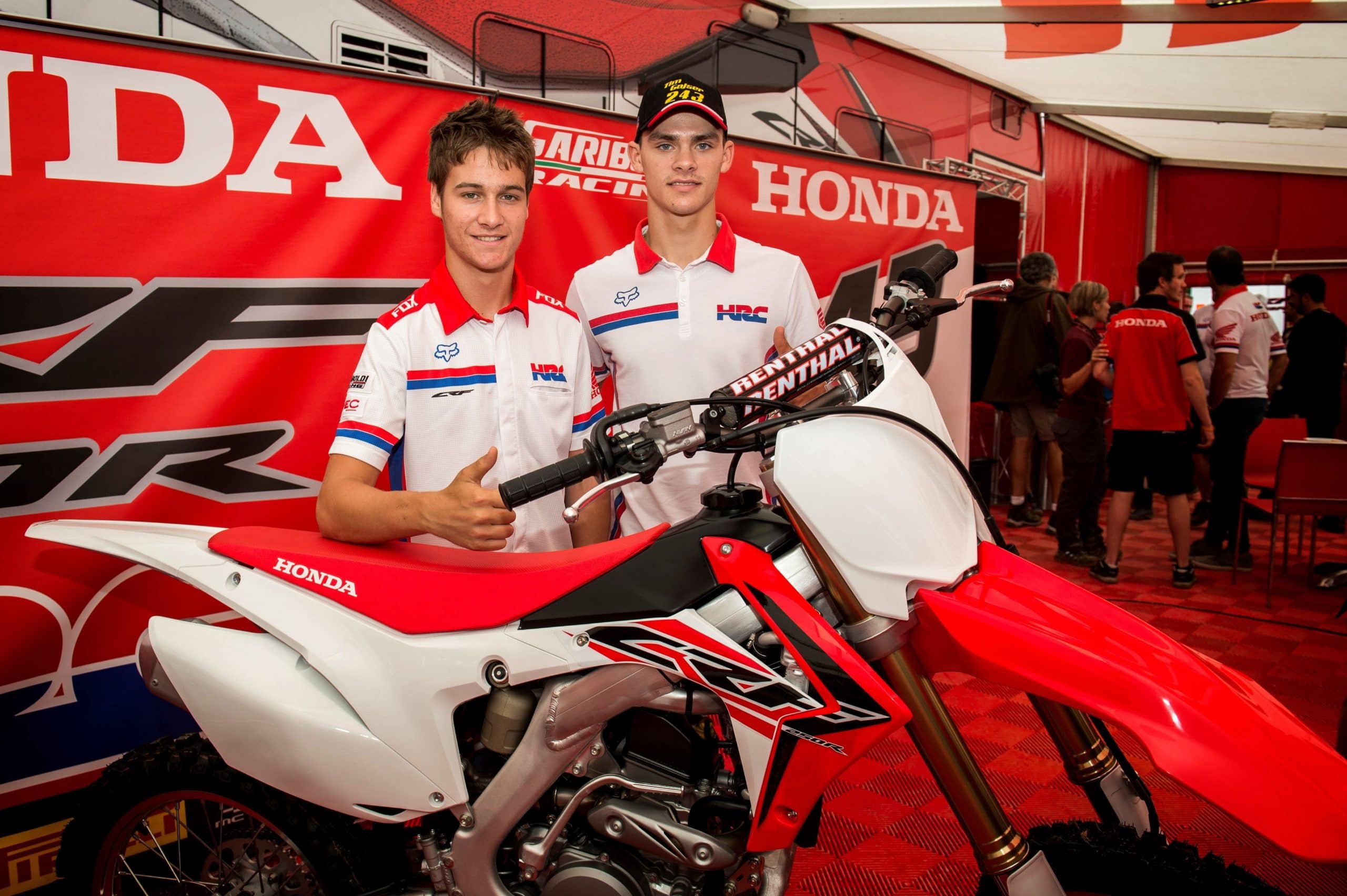 Honda presenta las nuevas CRF 450R y 250R en el GP de Italia de MX