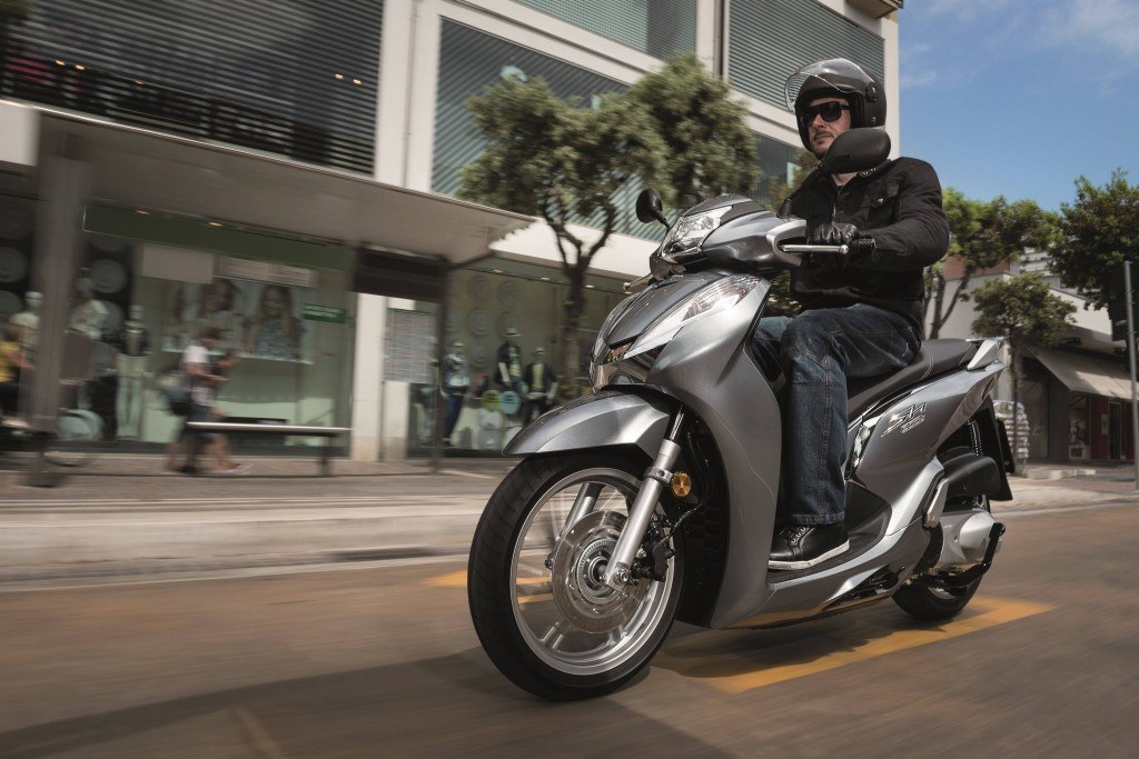 2016YM HONDA SH300i