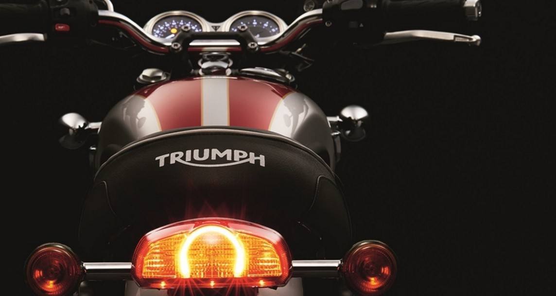 Triumph bobber 2016