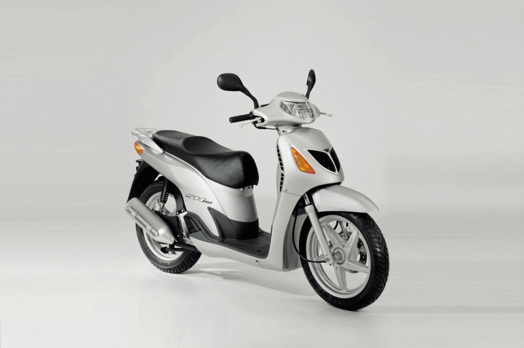 Honda Scoopy generacion 3 (1)
