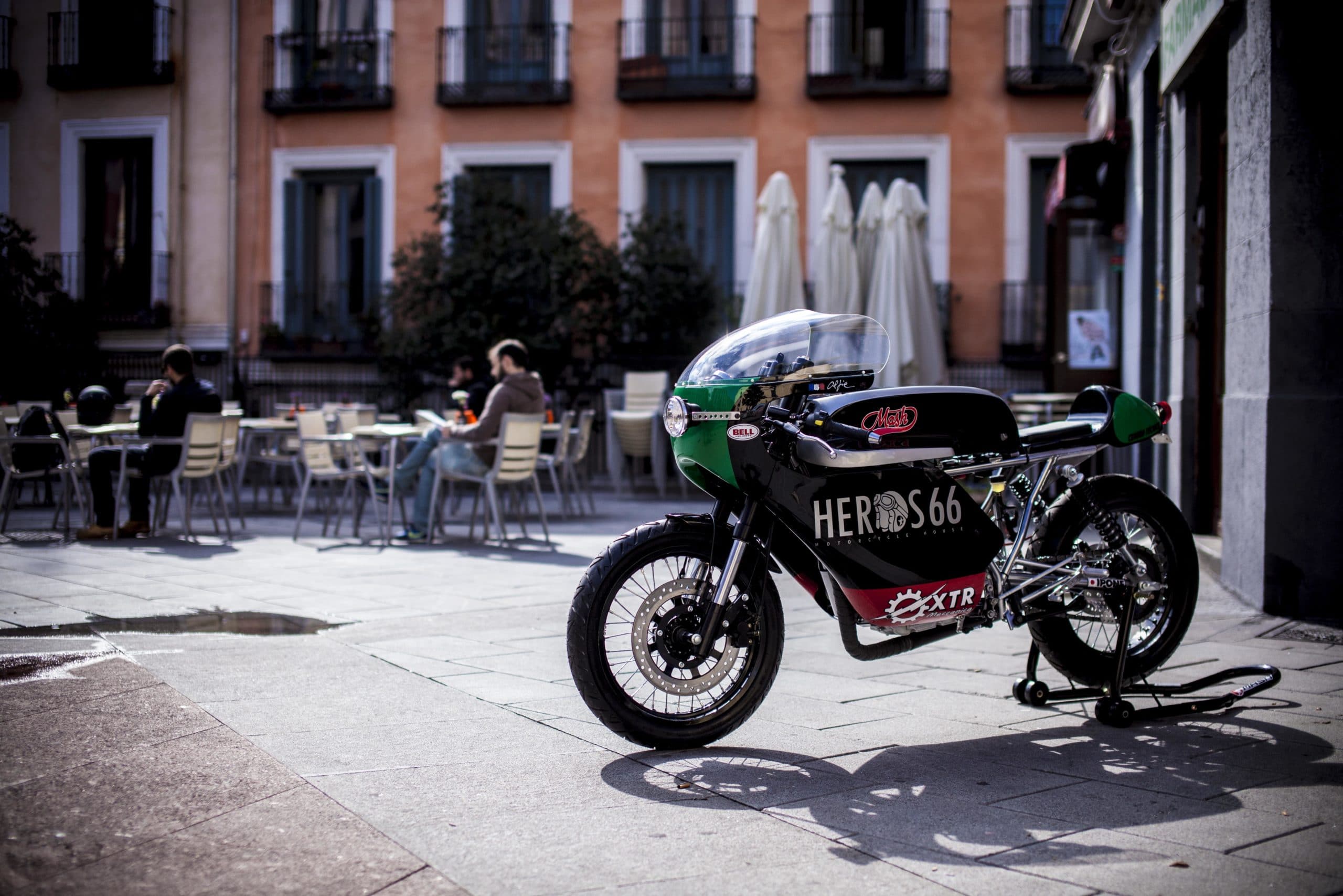 MASH 250 Cafe Racer Cafe Noir 2016 de XTR Pepo