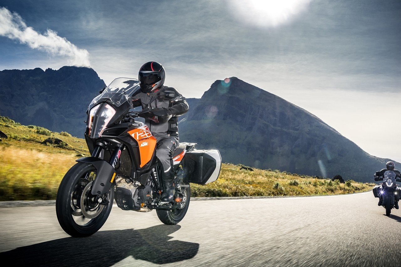 KTM 1290 Super Adventure R y S