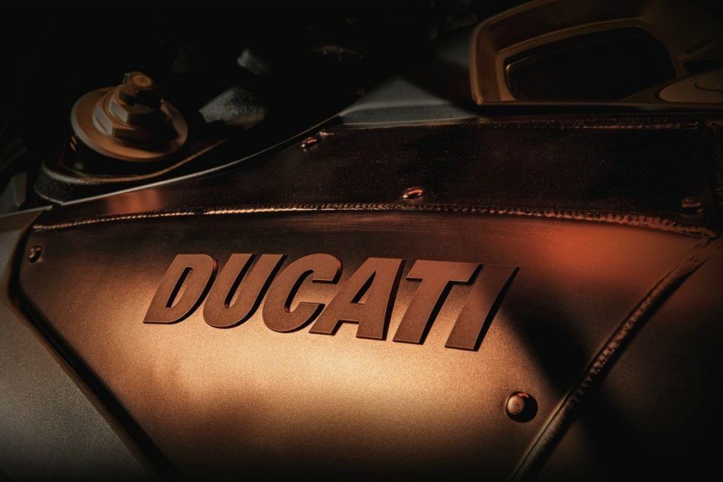 Deposito Ducati Diavel Diesel 2017